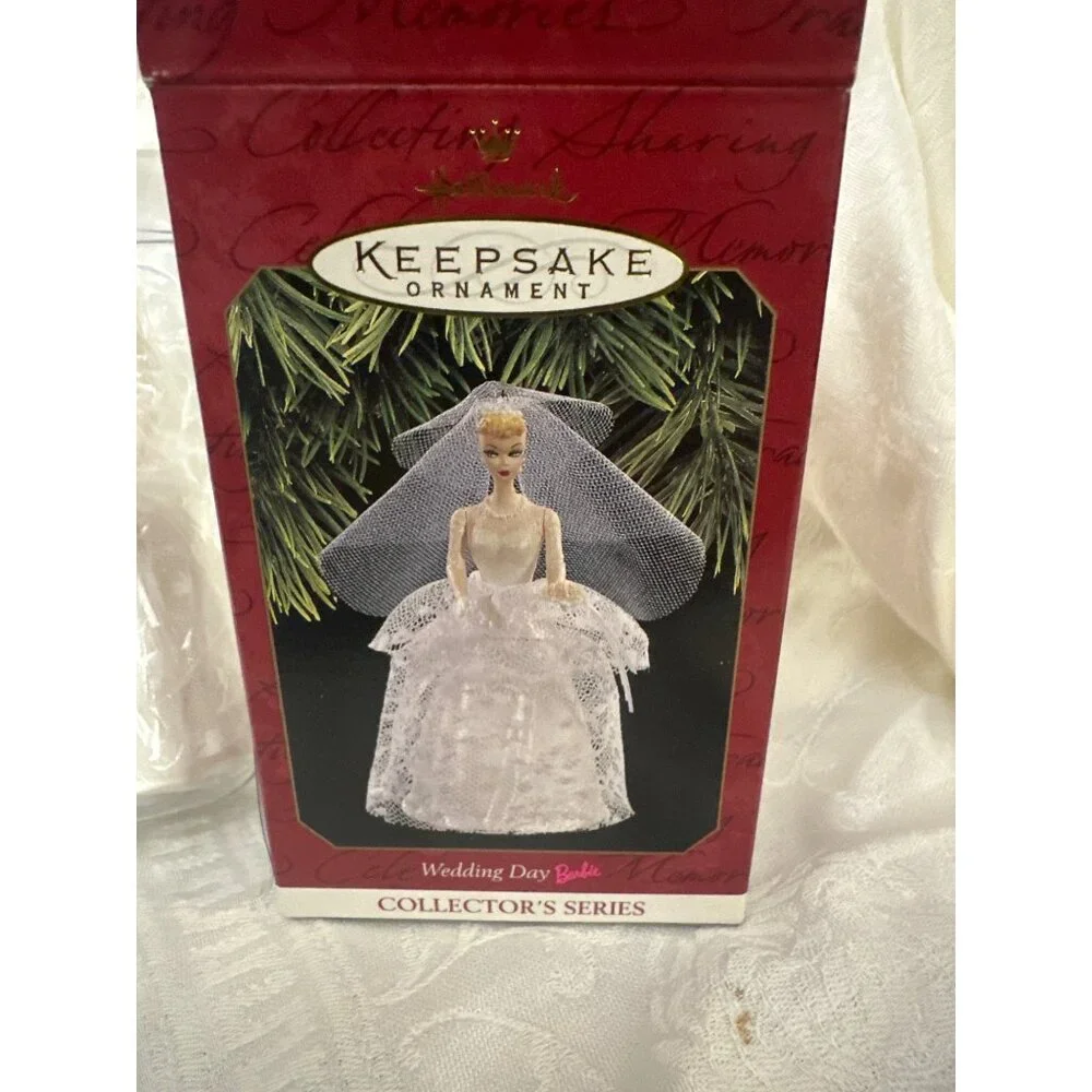 Hallmark Keepsake Barbie Wedding‎ Day Ornament Collectible Series 1997